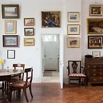 Artistic 1Bed Flat With Patio In South Kensington