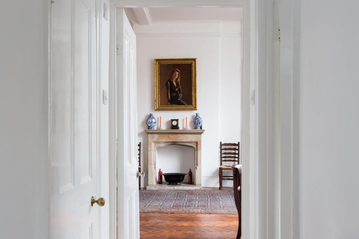 Artistic 1bed Flat With Patio In South Kensington
