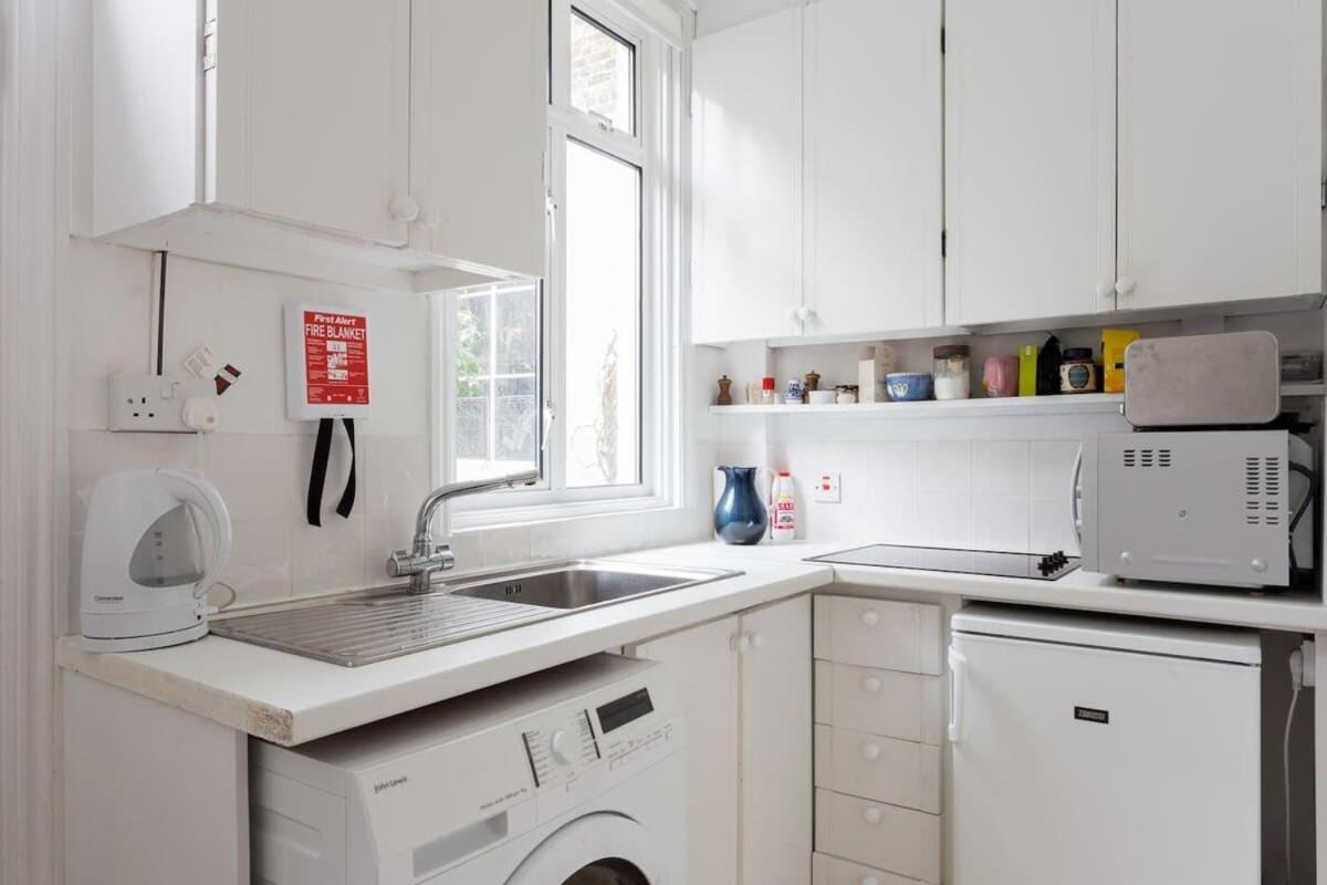 Artistic 1bed Flat With Patio In South Kensington Appartamento Londra
