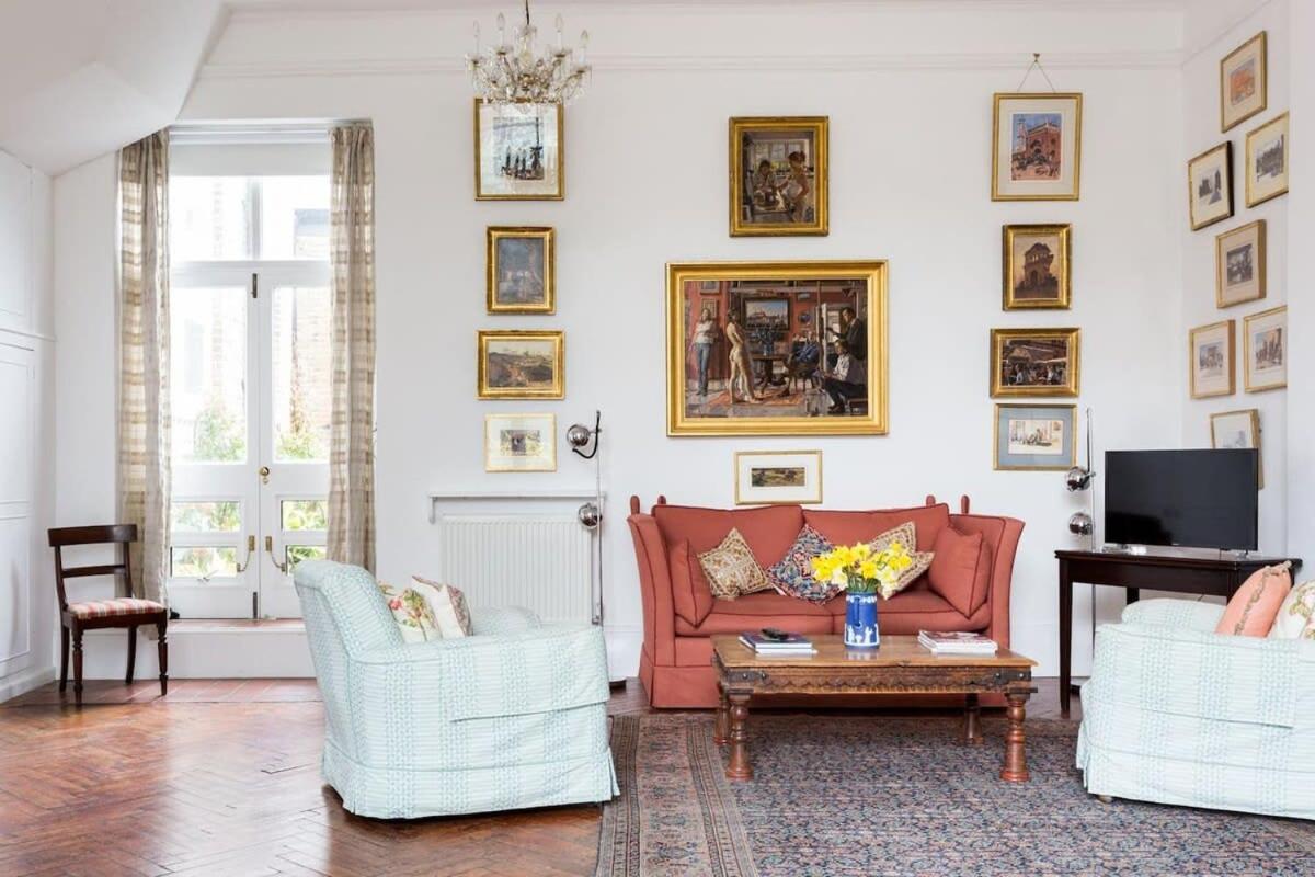Artistic 1bed Flat With Patio In South Kensington Appartamento