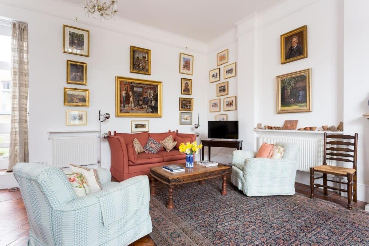 Apartment Artistic 1bed Flat With Patio In South Kensington *